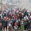 Un village de l’Himalaya recevant des Bibles